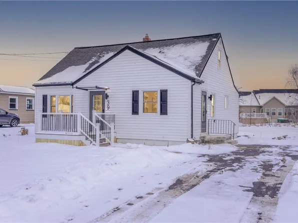 39 Ridgefield Dr, Churchville, NY 14428