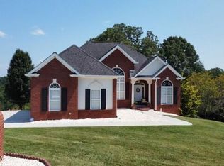 392 Rutherford Dr, New Tazewell, TN 37825