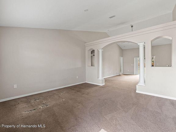 3rd image of 11428 Pelican Ave
