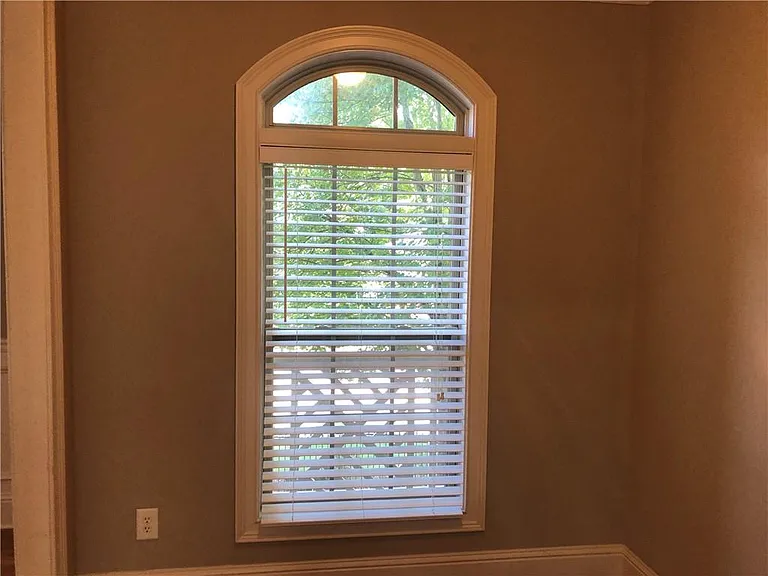 10240 Billings Pointe — Photo 59