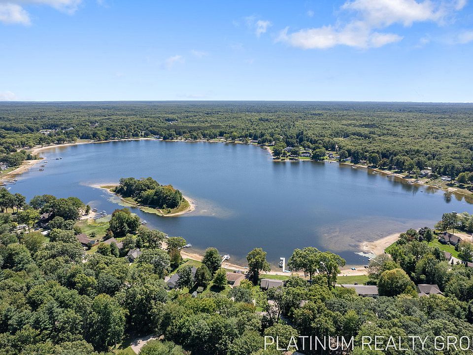 2789 Lakeshore Rd, Twin Lake, MI 49457 Zillow