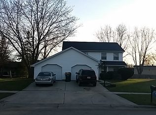 893 Forest Cir, Fond Du Lac, WI 54935