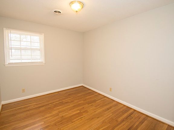 4th image of 3713 Baywater Dr