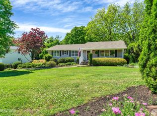1829 Maggie St, Maryville, TN 37803