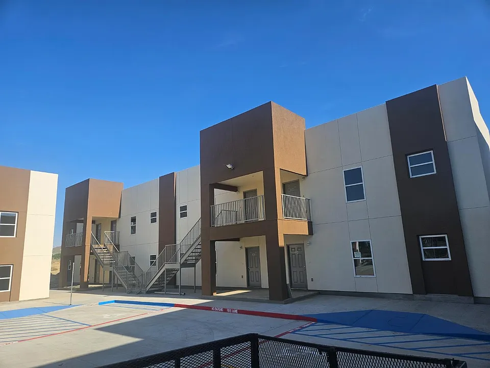 315 Dorel Dr #302