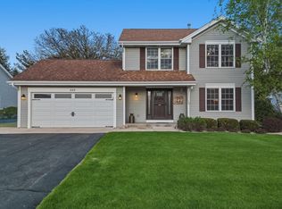 849 N Seven Hickory Dr, Byron, IL 61010
