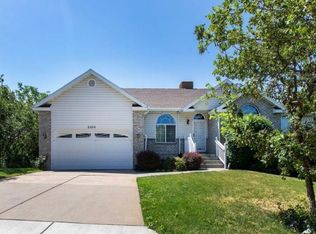 2854 Oak Ln, Layton, UT 84040