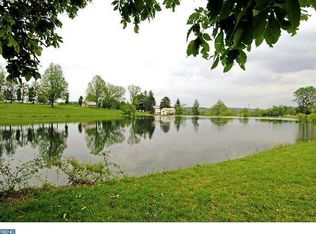 310 Pine Swamp Rd, Elverson, PA 19520