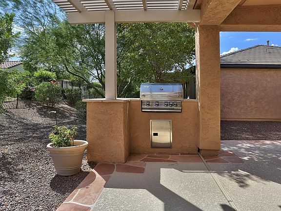 Sun City Festival Gala for sale 1h