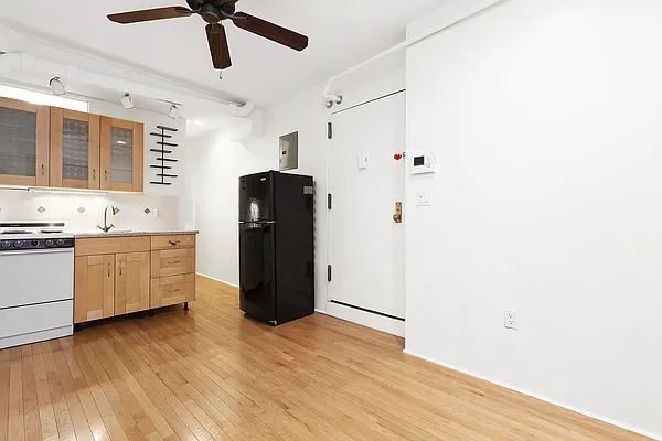 Rented by Compass | media 6