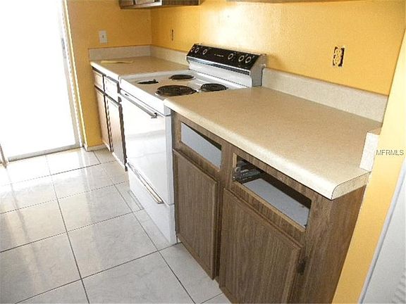 3rd image of 15 W Marbrisa Way