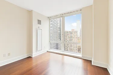 Rented by Nest Seekers International