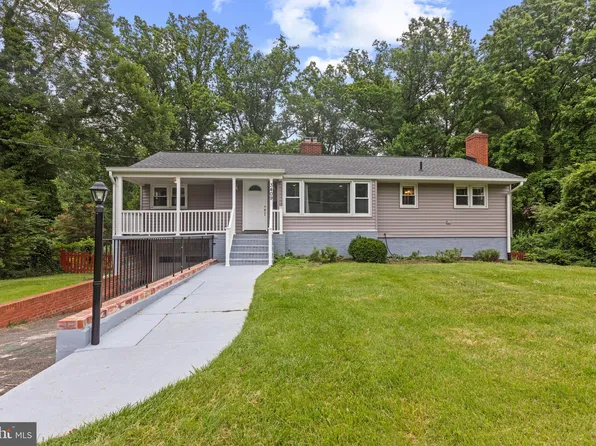 3409 Radnor Pl, Falls Church, VA 22042