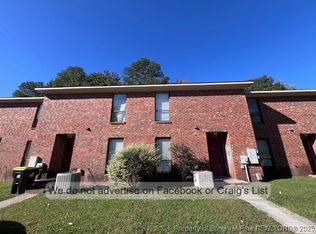 1410 Tangora Ln, Fayetteville, NC 28304