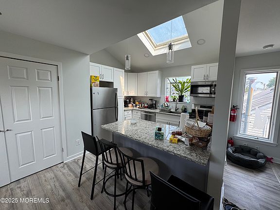4th image of 9 Kearney St APT A