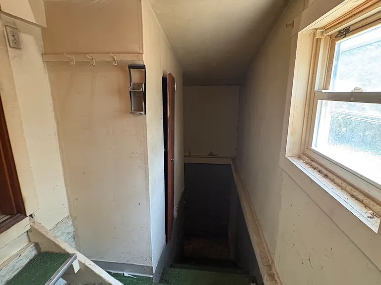 1421 E Sedgwick St — Photo 27