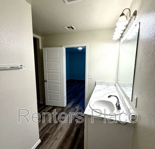 8316 E 161st Pl S — Photo 13