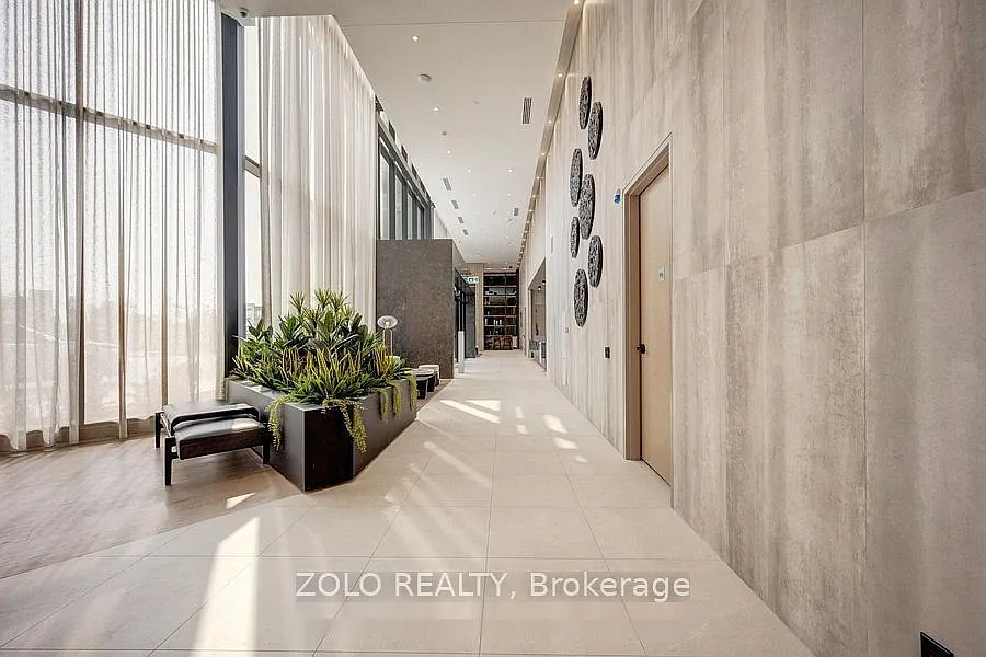 1 bed, $2,025 — Photo 2