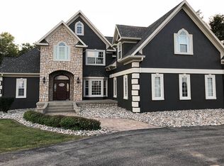 5067 N Prairie Ridge Rd, Salina, KS 67401