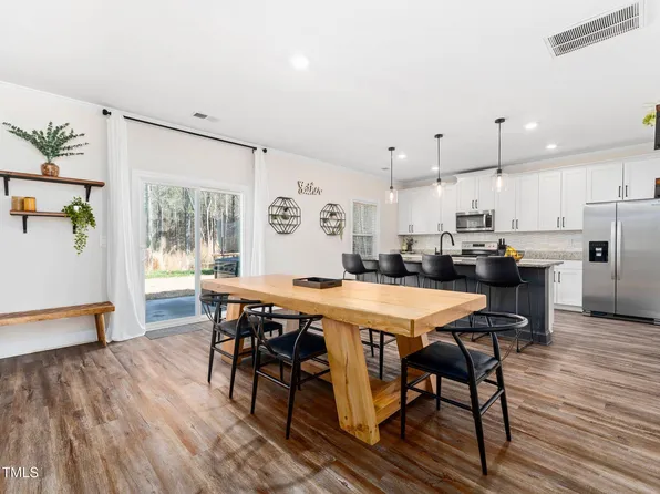325 Azalea Gaze Dr, Youngsville, NC 27596