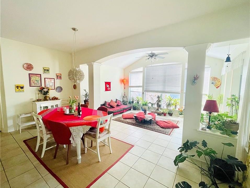 2nd image of 7405 Yaupon Dr