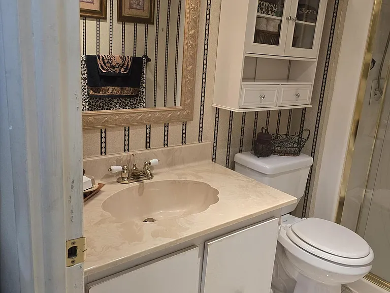 112 Lake Dora Dr — Photo 15