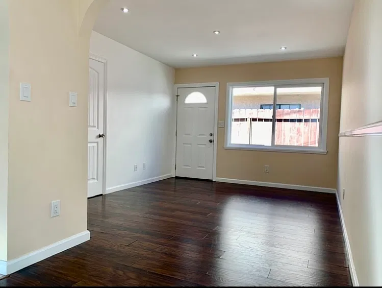 1 bed, 500 sqft, $2,150 — Photo 2