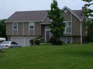 85 NE 1221, Knob Noster, MO 65336