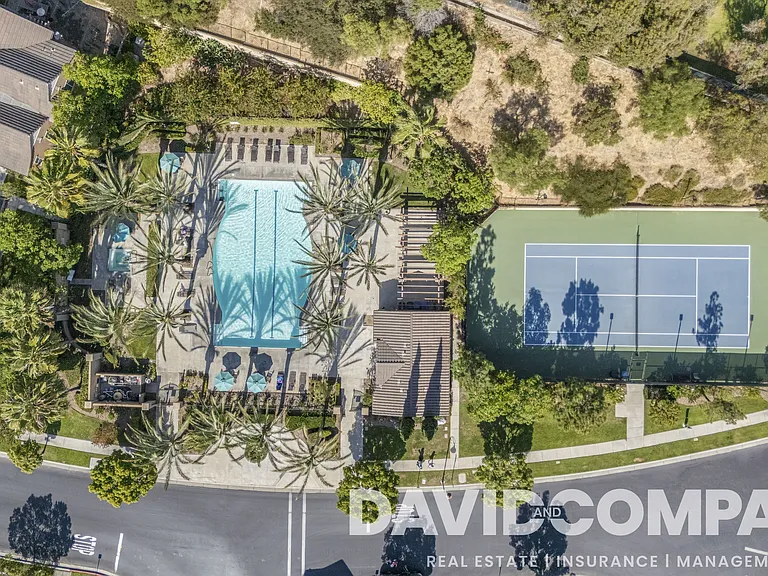 9105 Calvin Way — Photo 4