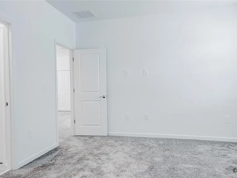 2207 Sweet Honey Ln — Photo 30