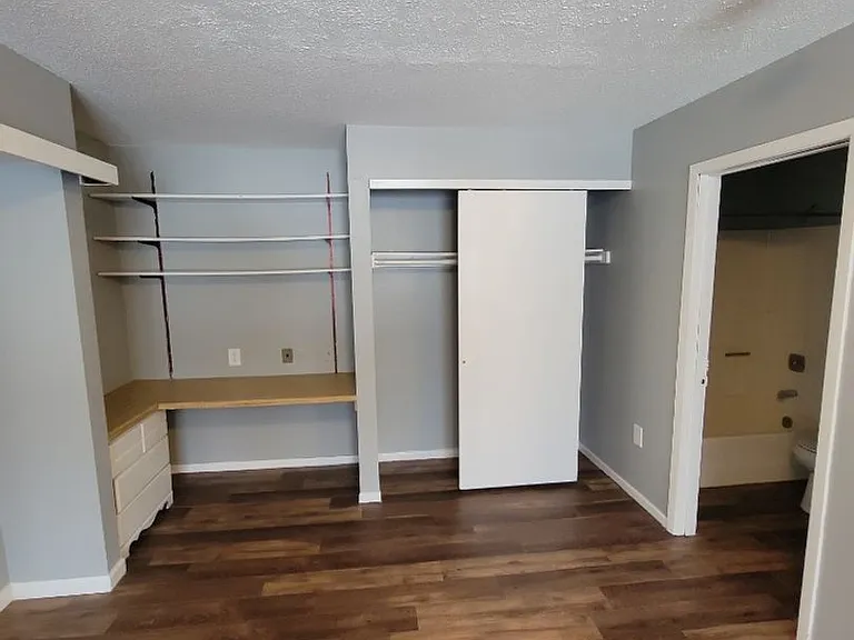 1526 E Superior St #2 — Photo 1
