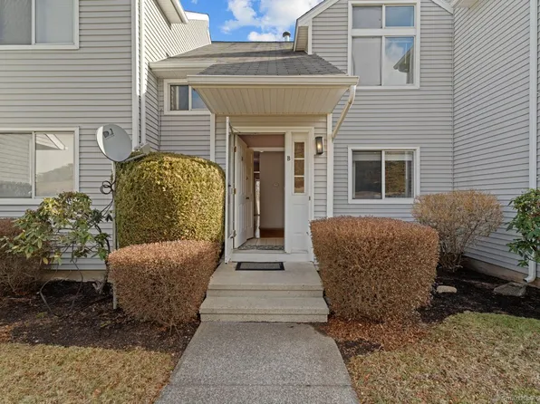 3 Daisy Drive #B, Seymour, CT 06483