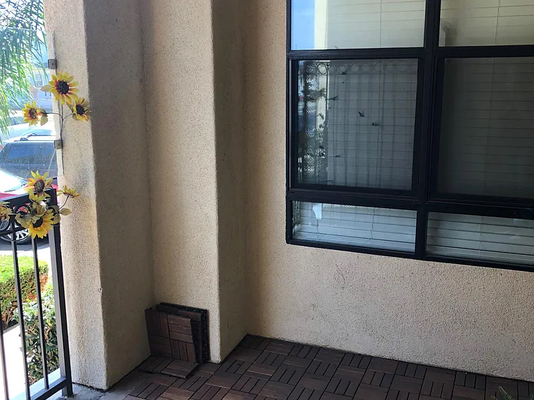 575 Elm Ave #10 — Photo 11
