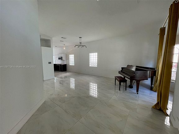 3rd image of 1966 NW 170th Ave #11966