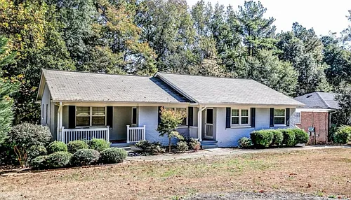 1271 Kingsley Cir NE #B Photo 1 1271 Kingsley Cir NE #B Photo 1