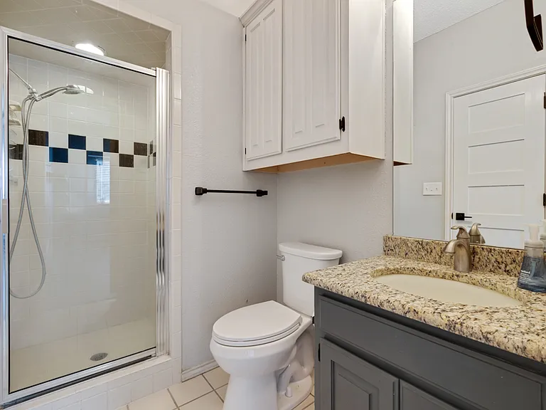901 Green Brook Dr — Photo 26