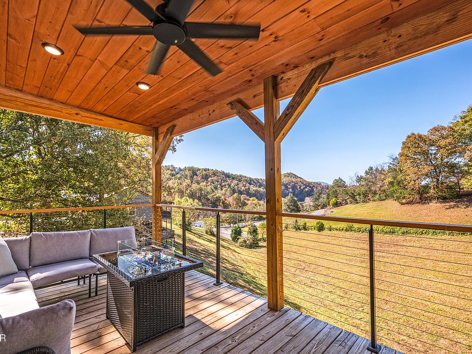 4th image of 3005 Nellie Dr