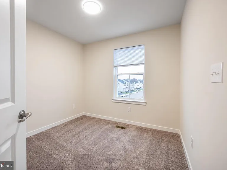 923 Magnolia Ln — Photo 21