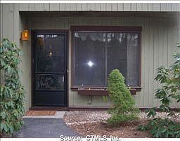 2nd image of 1 Canterbury Ln