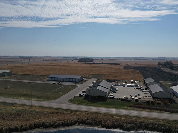 3rd image of 34 Highway