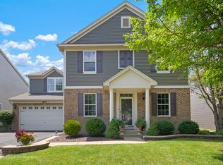 505 Cardinal Ave, Oswego, IL 60543