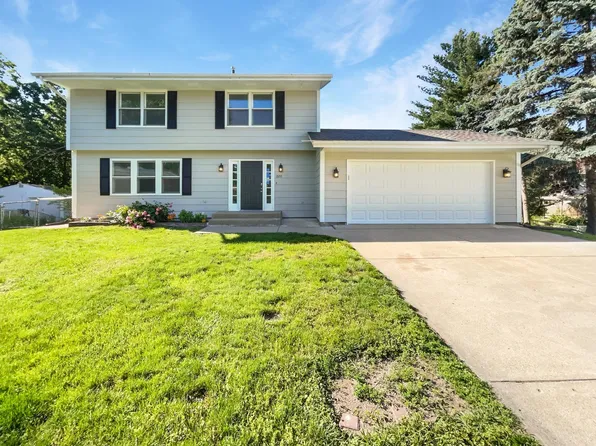 2211 Matterhorn Ln, Saint Paul, MN 55119