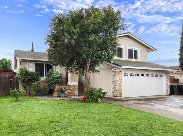 7704 McBeth Way, Sacramento, CA 95828