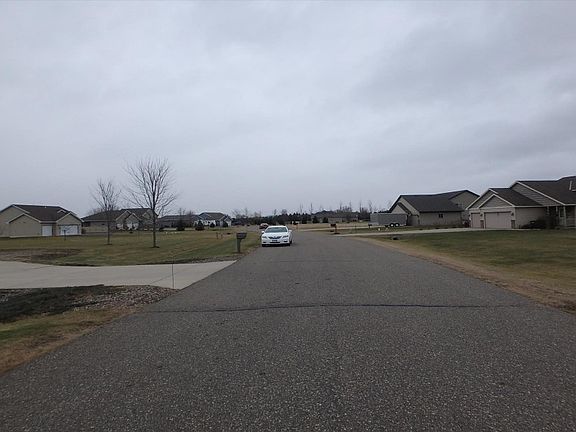 5th image of 24155 69th Ave