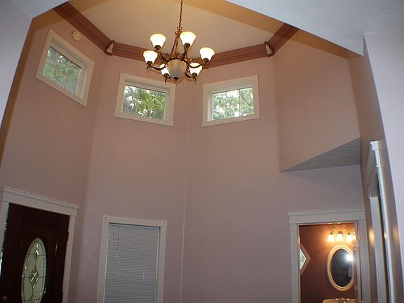 5th image of 423 6th St S