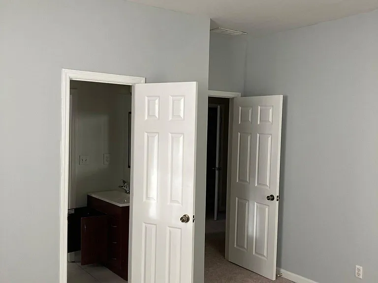 78 Lucy St SE — Photo 21