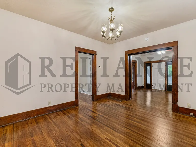 1405 S Ida St — Photo 12