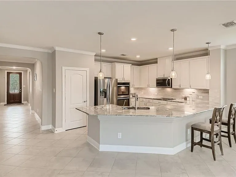 303 White River Dr — Photo 8