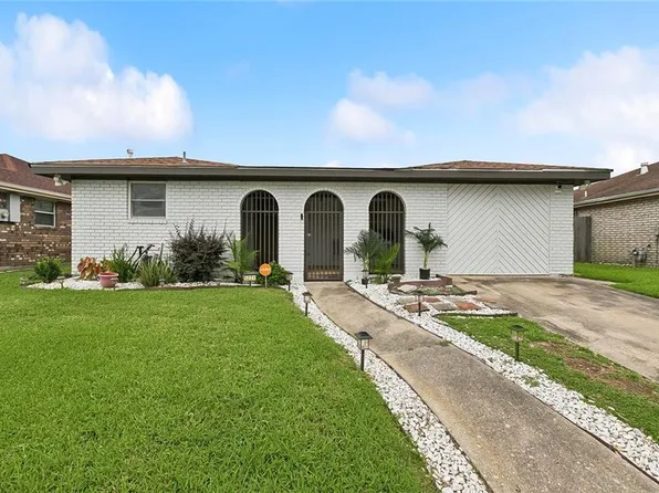 5221 Norgate Dr, New Orleans, LA 70127