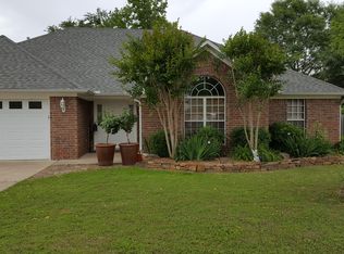 2 Wellswood Dr, Greenbrier, AR 72058